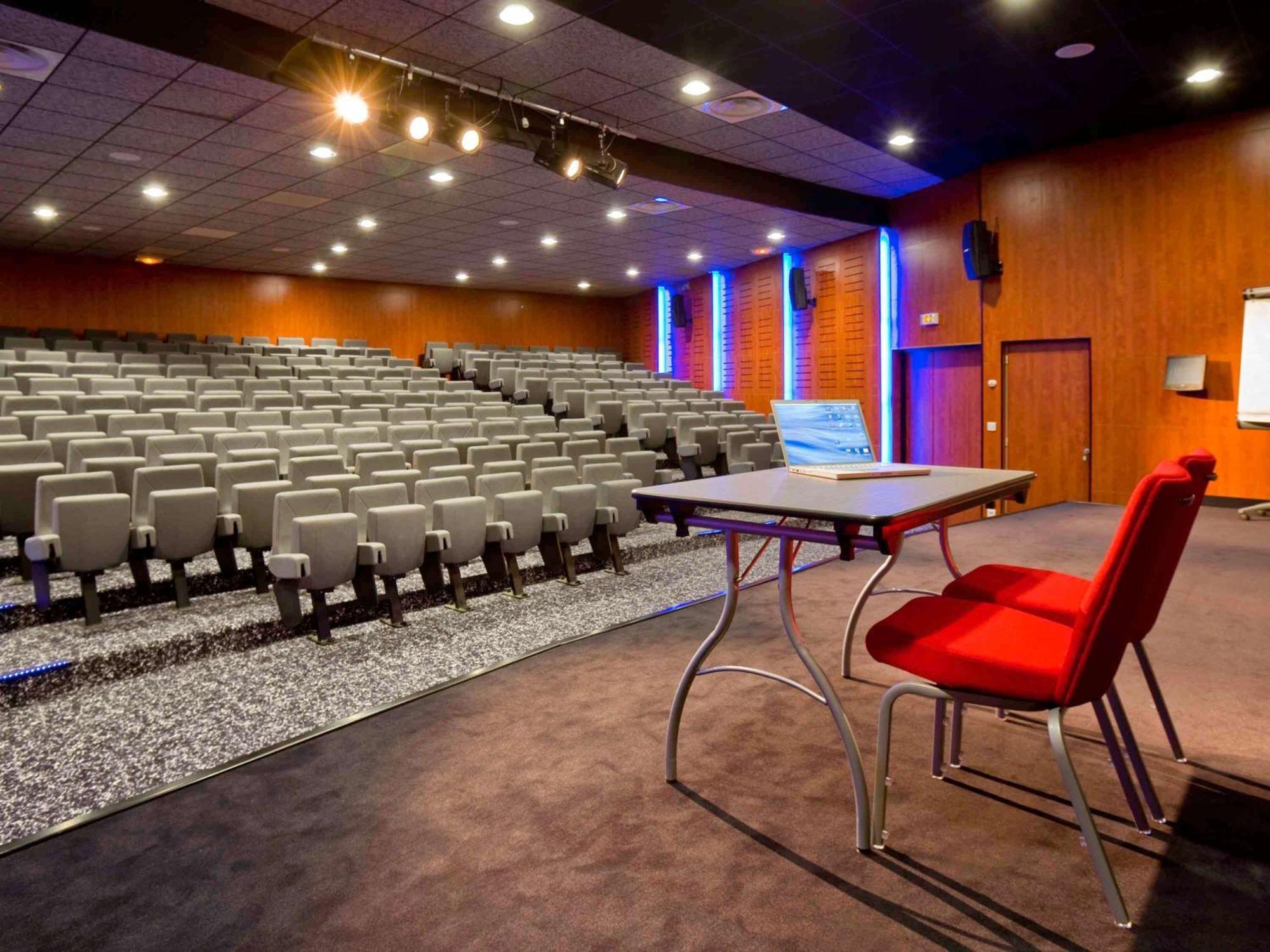 Mercure Quimper Centre Екстер'єр фото